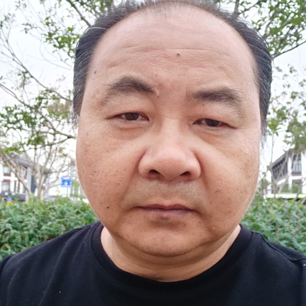 找个伴侣。的照片