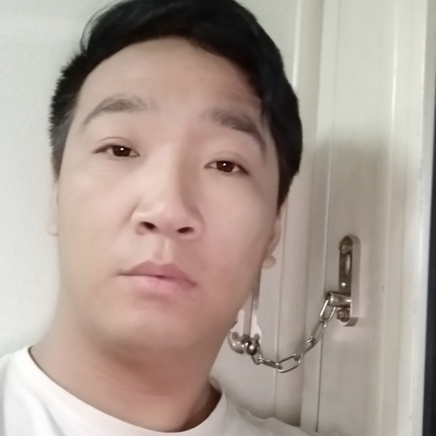 黄铁成的照片