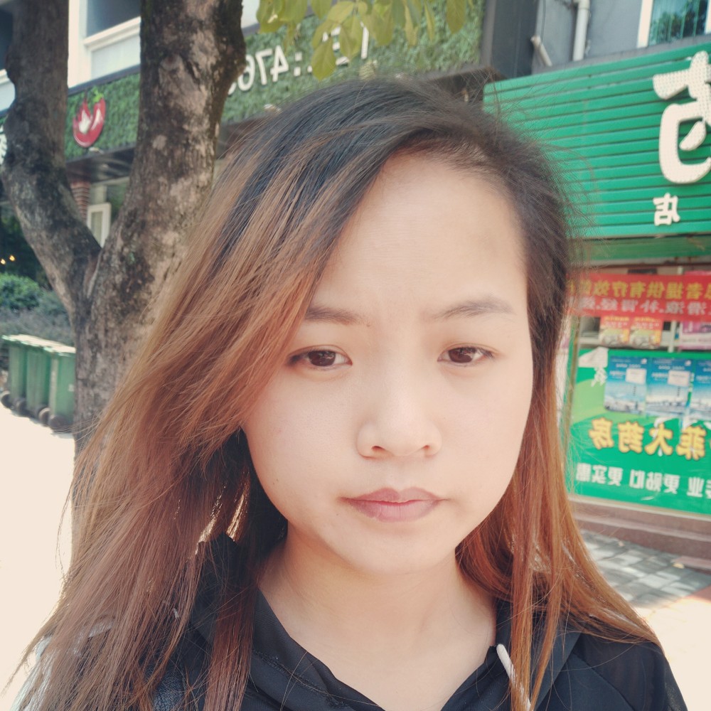 卿本佳人❤的照片