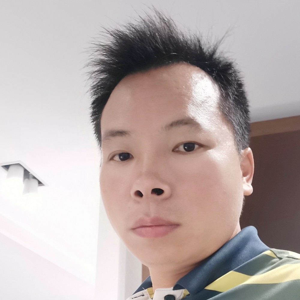 项链拿冷酷的照片