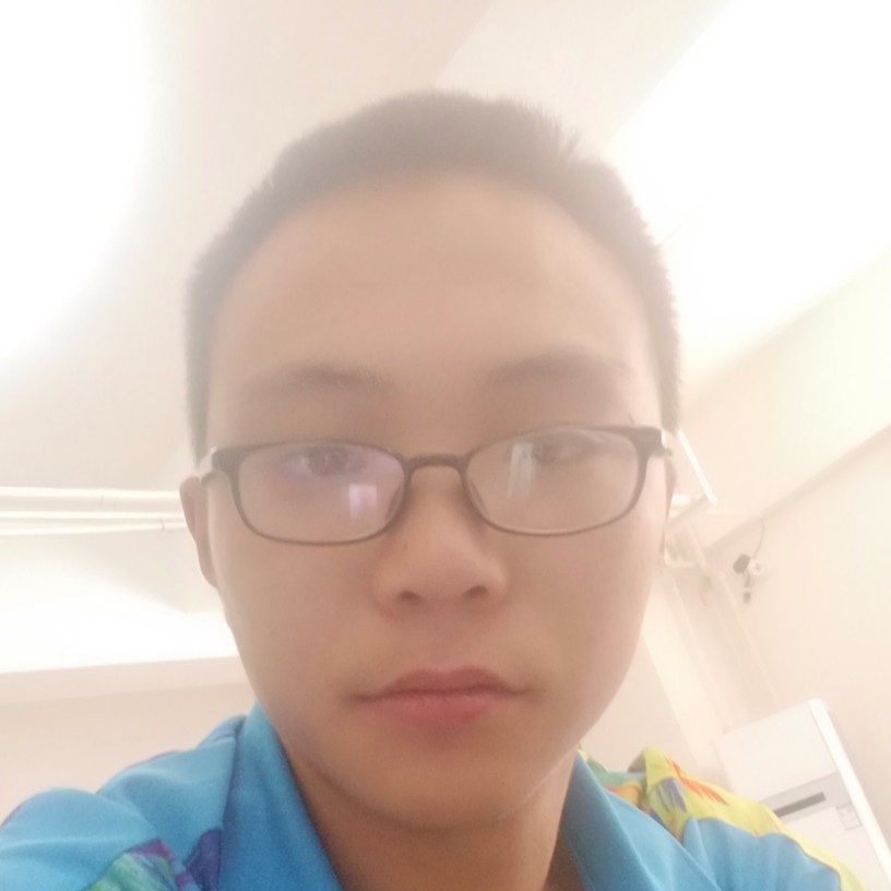帅气凝眸眼睛的照片