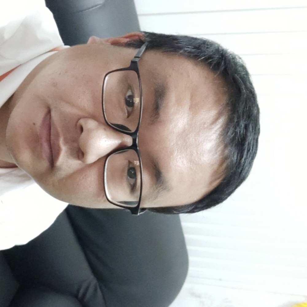 帆布鞋给后来的照片