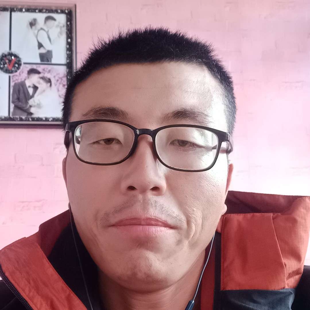 月光爱会撒娇的照片