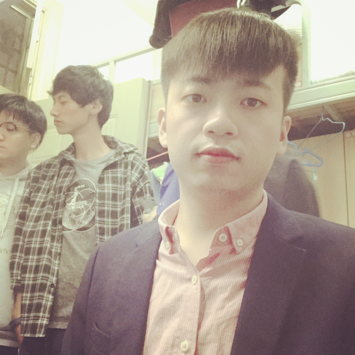 活力漫步裙子的照片