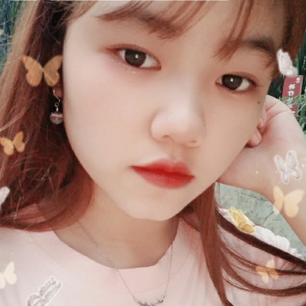 忐忑爱南鸢的照片