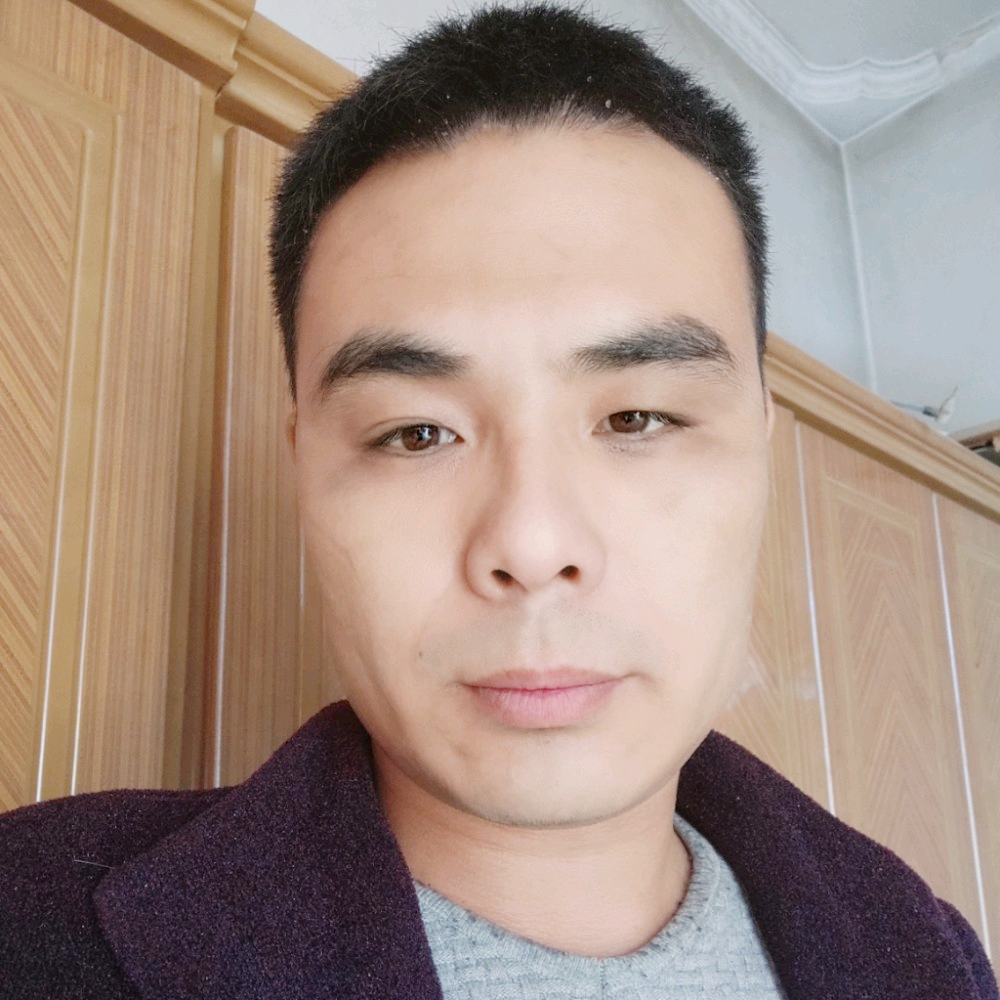 妖娆蹁跹石头的照片