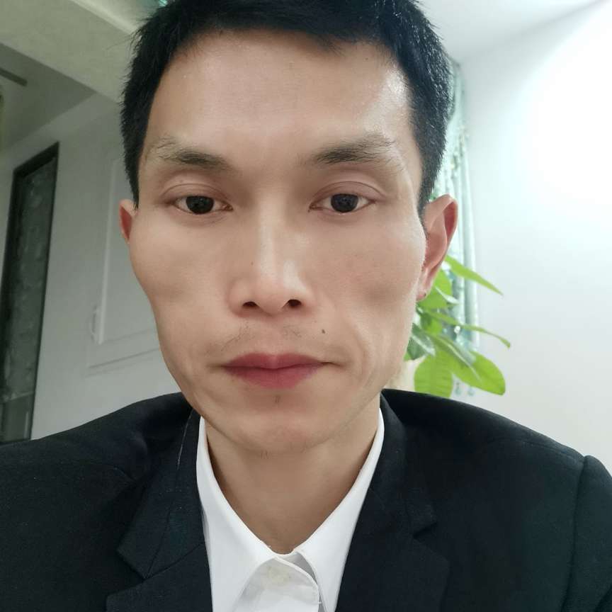 草丛天真的照片