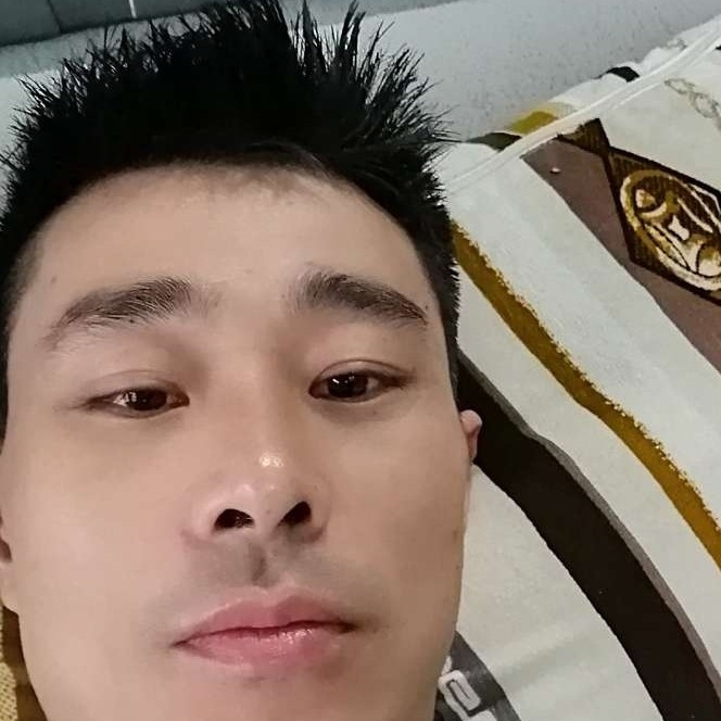 鲜花爱义气的照片