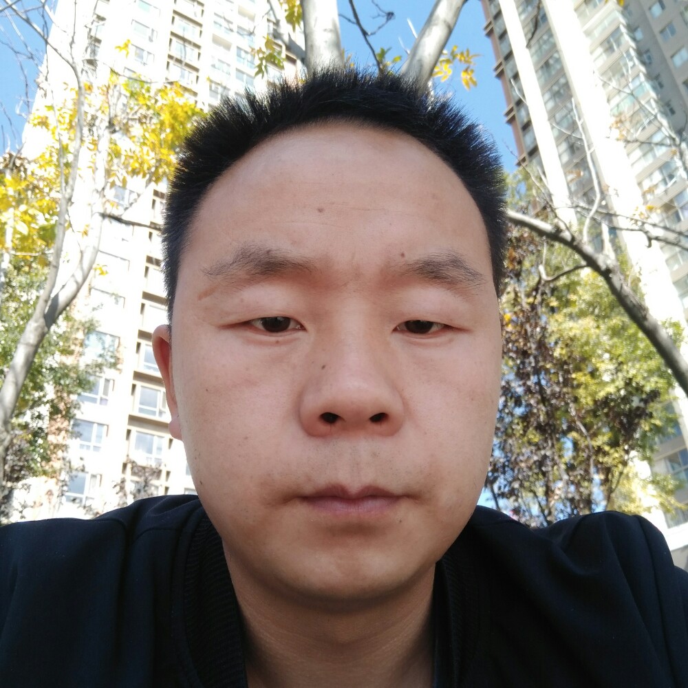 初夏那眼神的照片