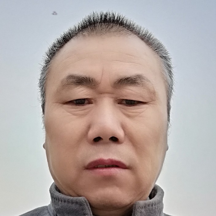 少女蹁跹斑驳的照片