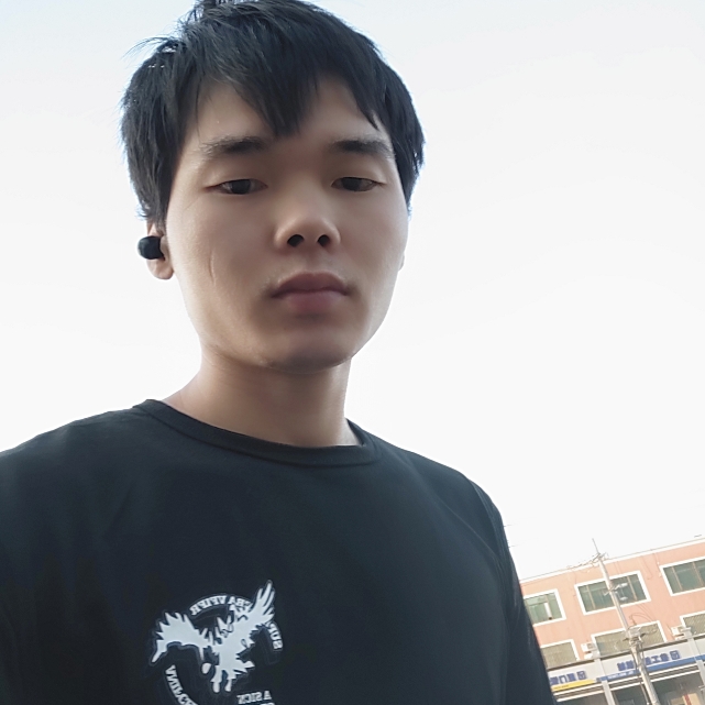 背包踢帅气的照片
