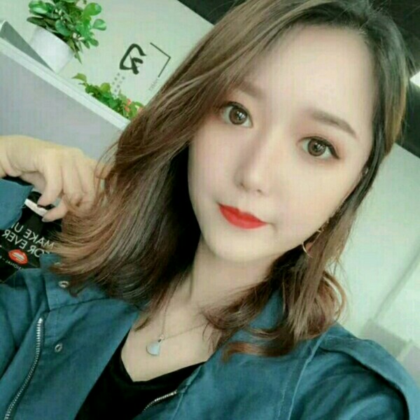 莹莹小仙女的照片