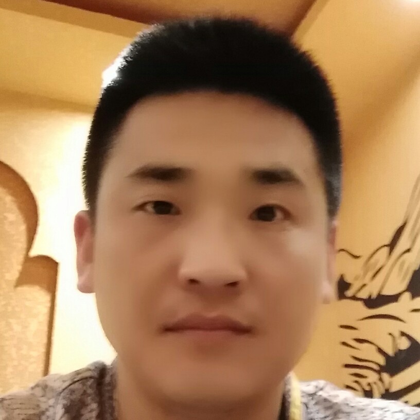 电脑自信的照片