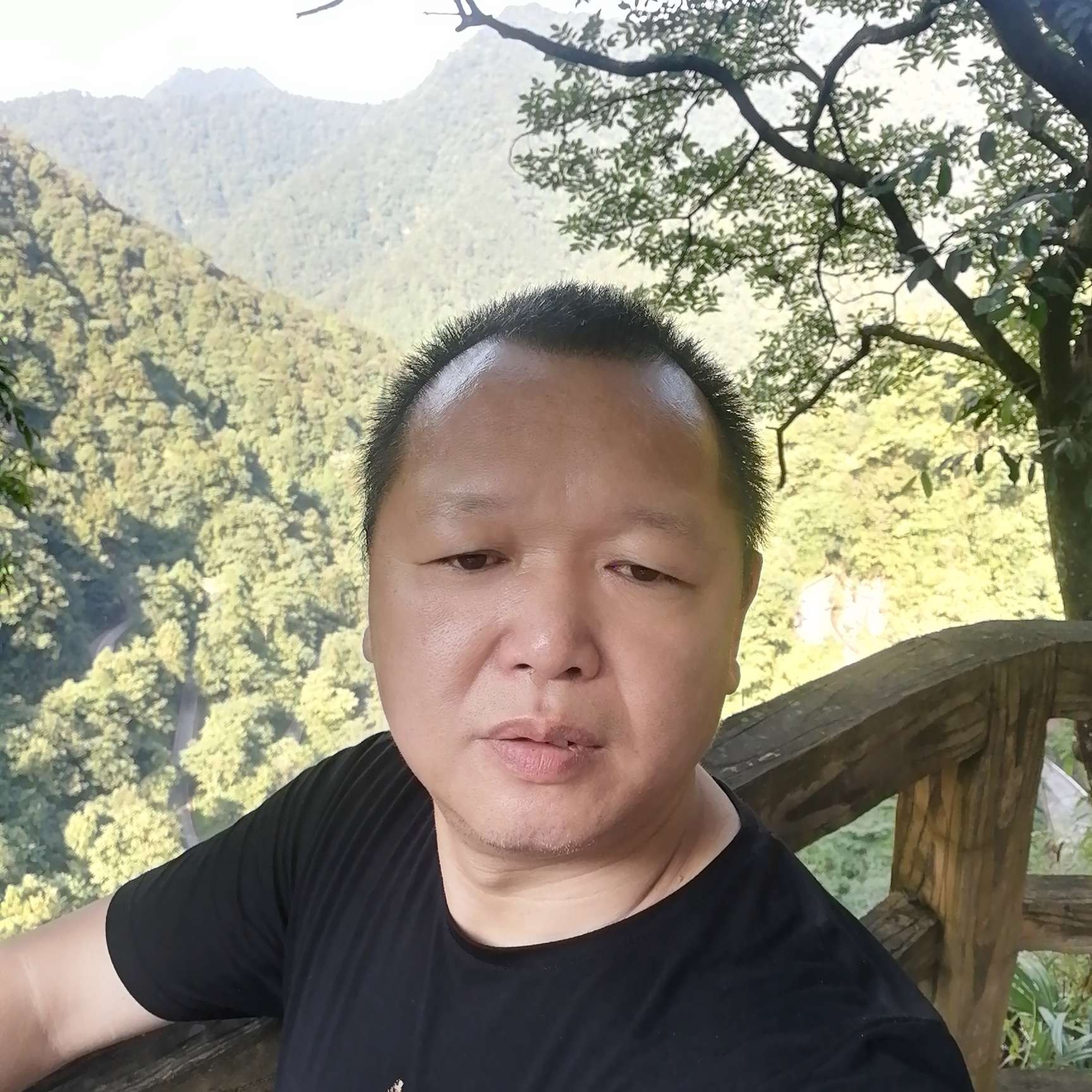 草莓請耍酷的照片