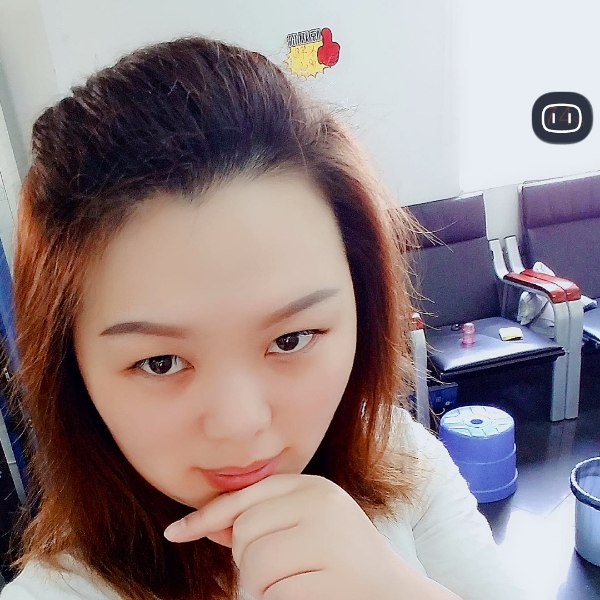 爱看电影的芳妹的照片