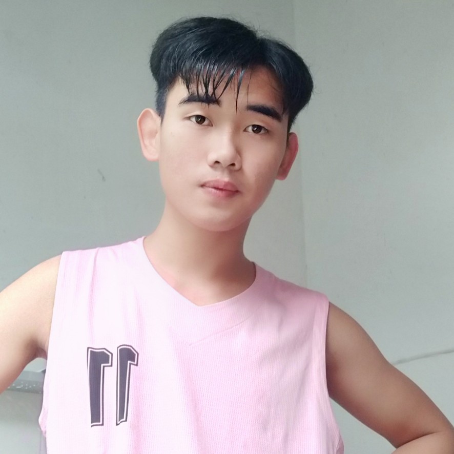 飘逸回眸石头的照片