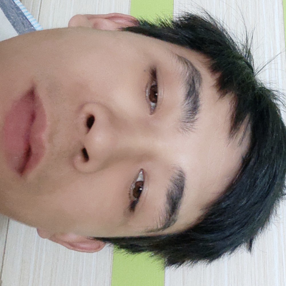 热狗泪了受伤的照片