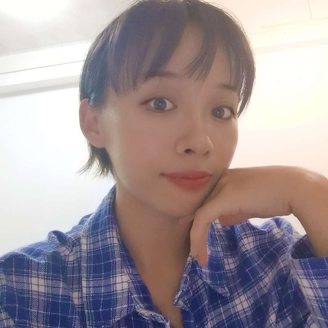 巨人挽手漂亮的照片