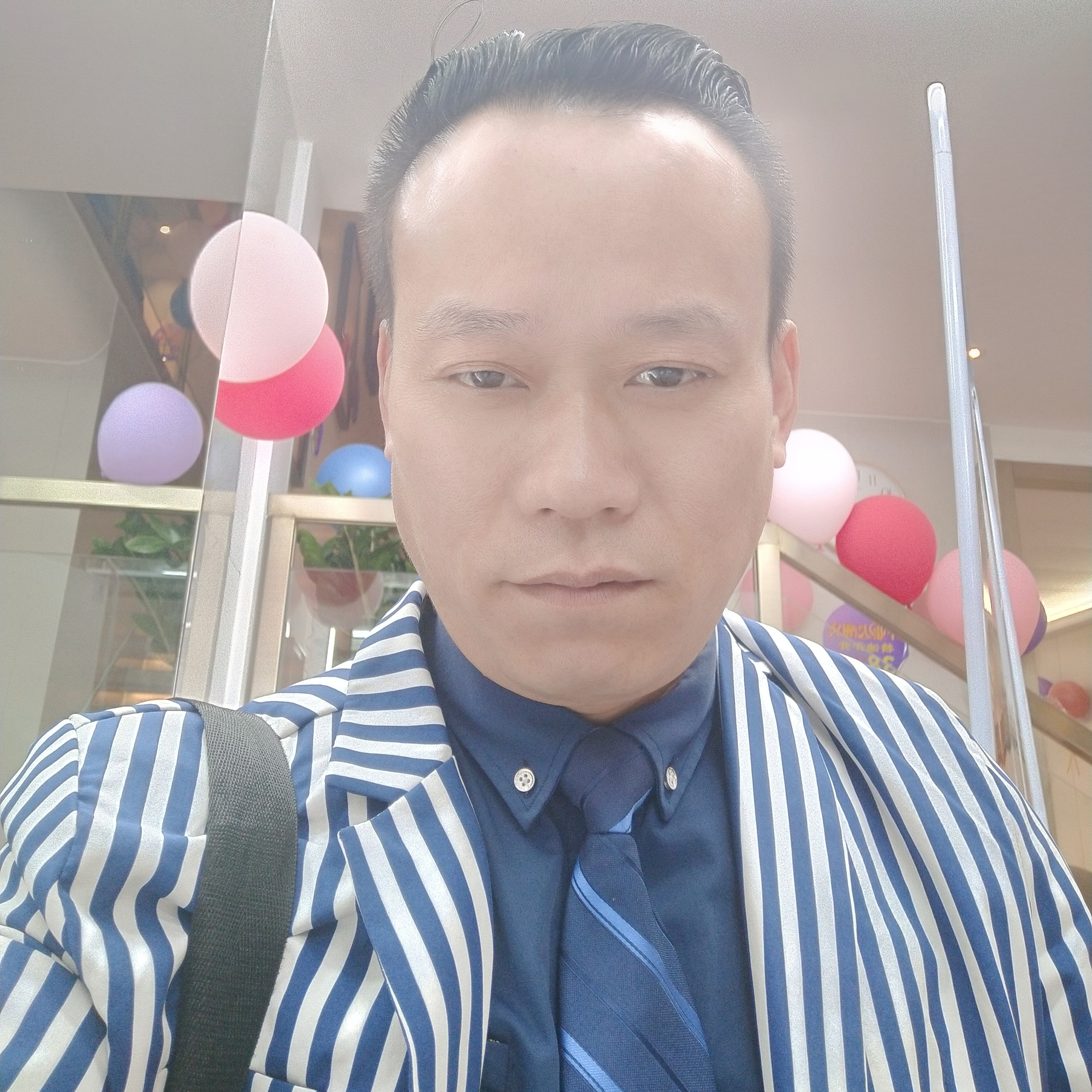 我尘宵迎等待您的照片