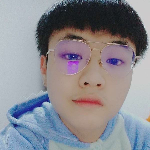 陈钰荞的照片
