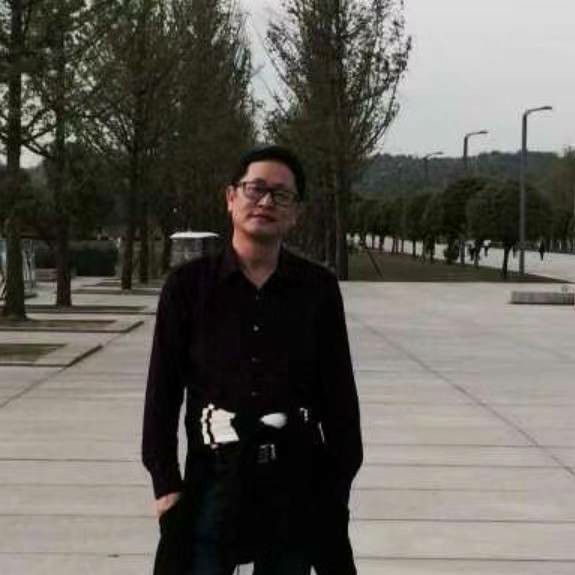 奔跑酷哥的照片