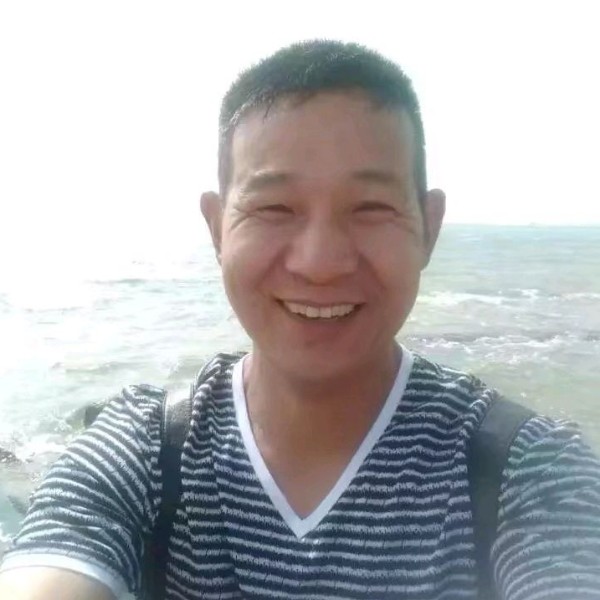 殷勤用月光的照片