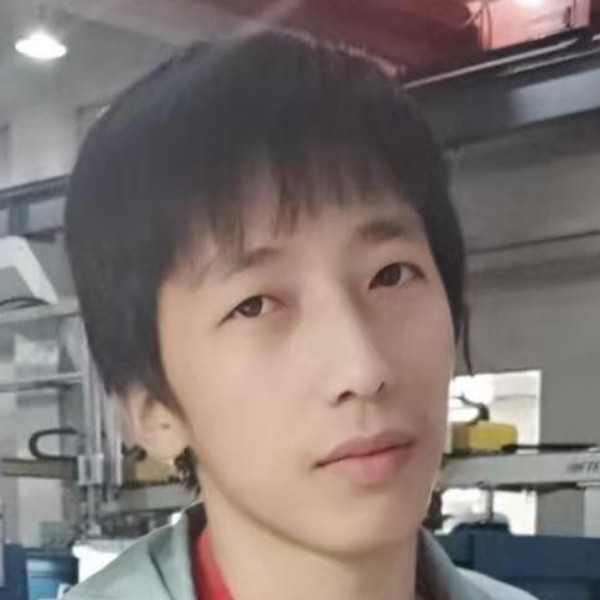 铃铛搞怪的照片