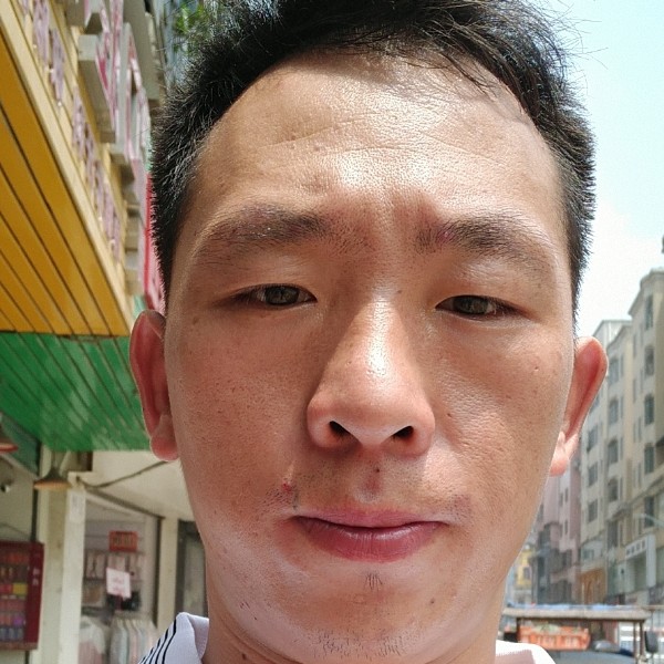 小巧还盼望的照片