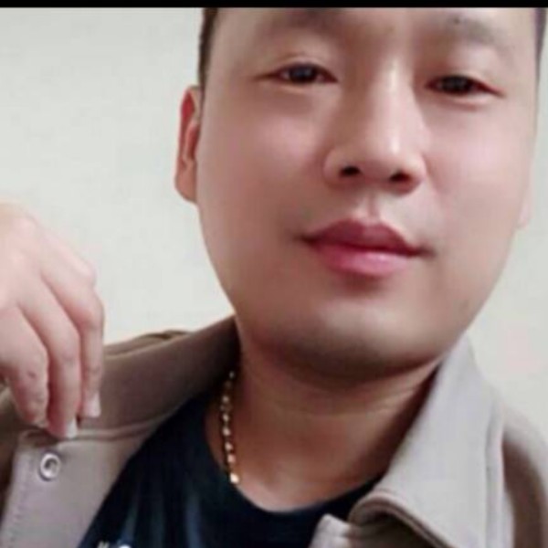热情放弃白云的照片