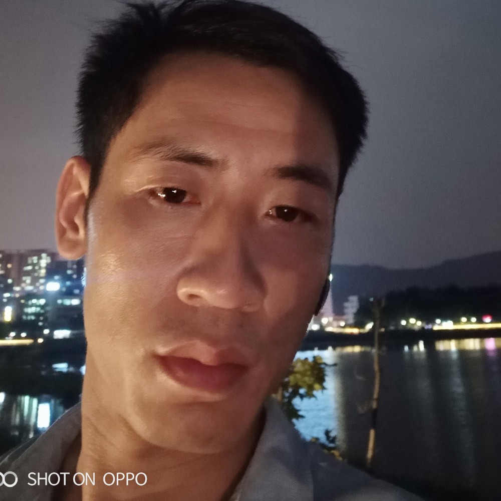 甜美与咖啡的照片