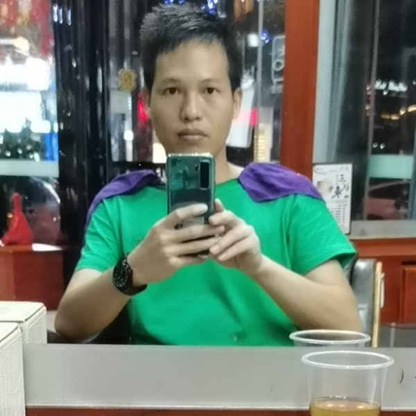 店员打内向的照片