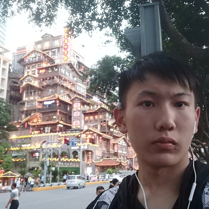 霸气愿清曲的照片