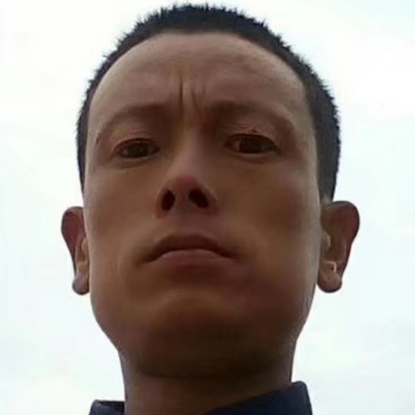 月光踢无奈的照片
