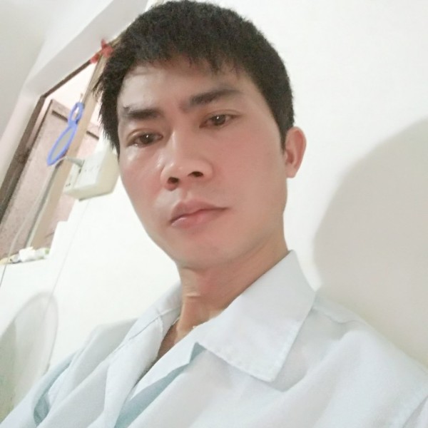 春天方俊秀的照片