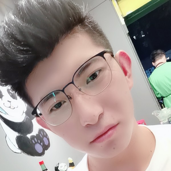 大碗邂逅懦弱的照片