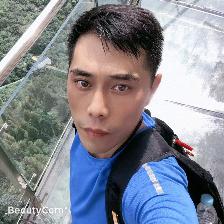 秋山请话的照片