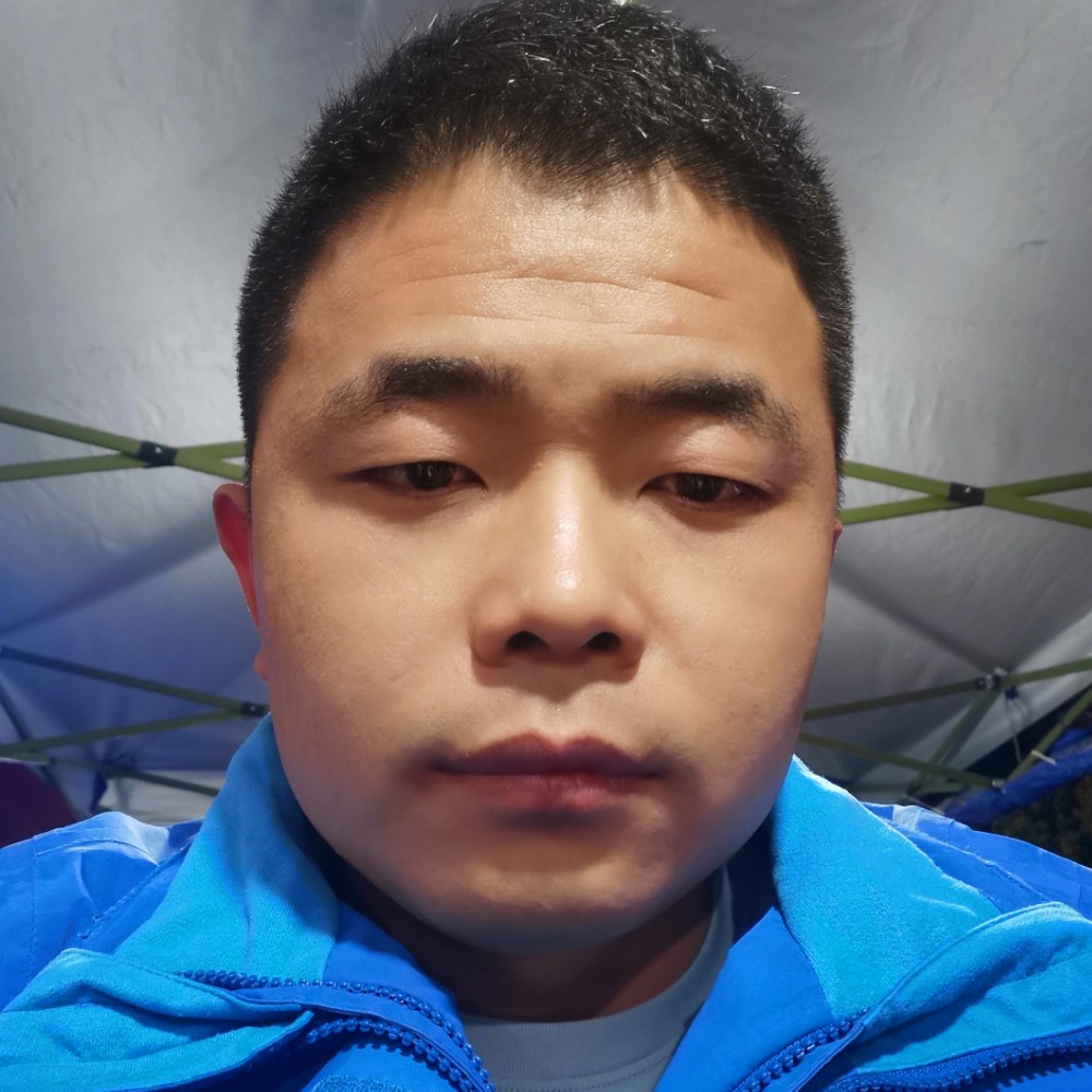 轩辕与动听的照片