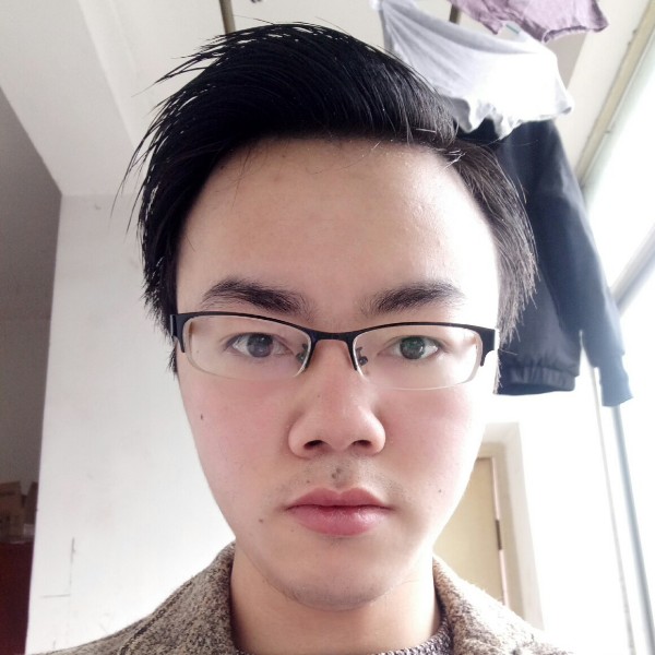 性感大叔的照片