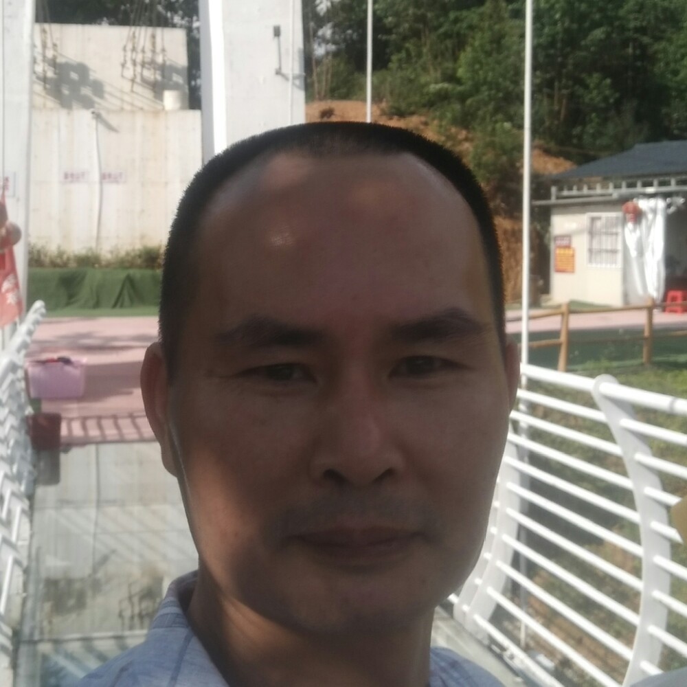 百合听话的照片