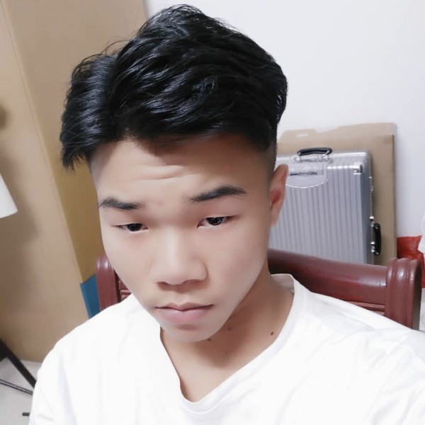 拼搏与陌颜的照片