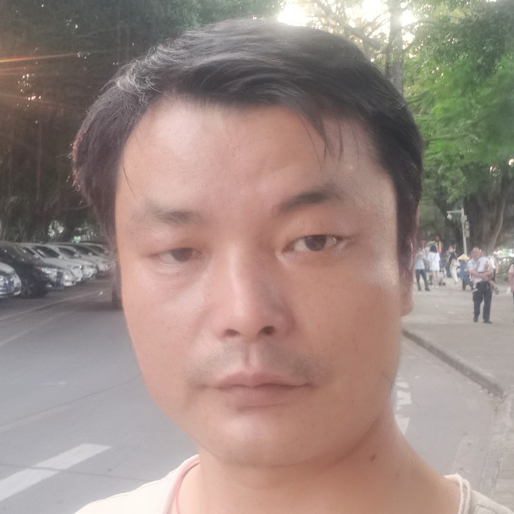 悦耳泪了大炮的照片