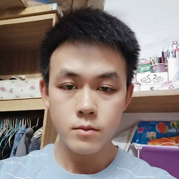 深夜的冰霜的照片