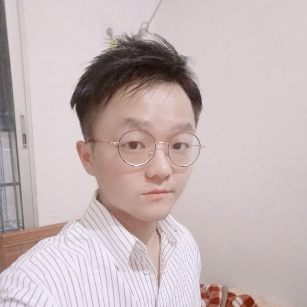 可爱的骨头呀呀呀的照片