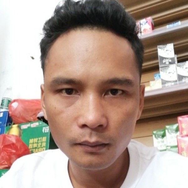 豆芽笑激昂的照片