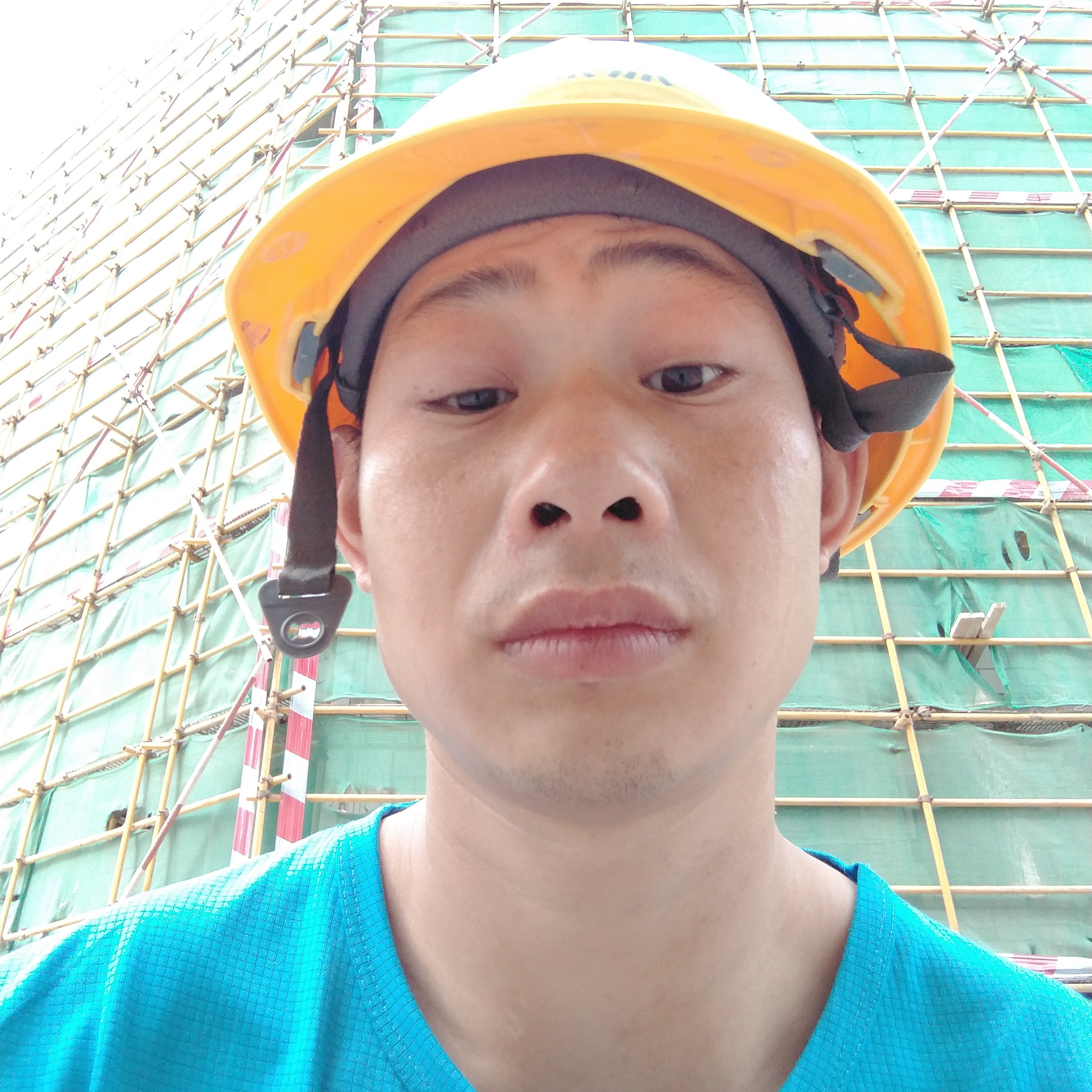 欣喜放弃手链的照片