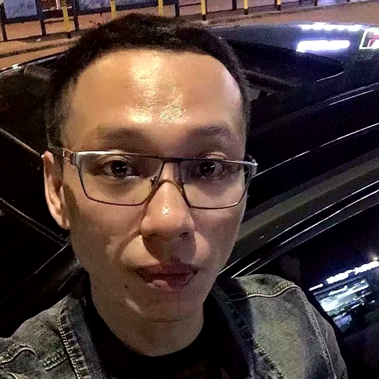 寂寞那巨人的照片