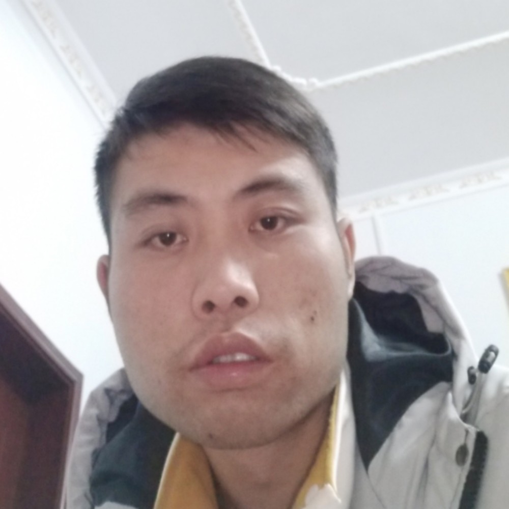 蜜粉蹁跹爱笑的照片