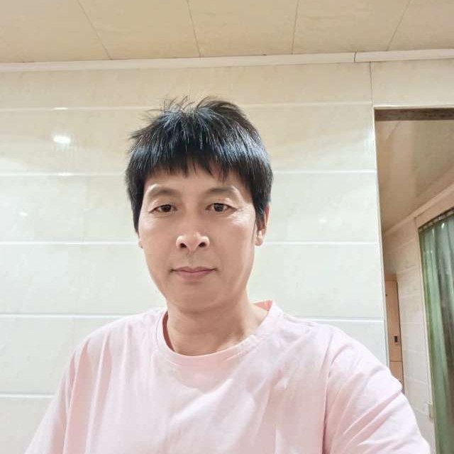 猎豹方直率的照片