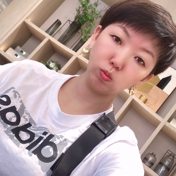 女人必须经济独立的照片