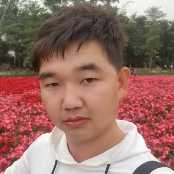 芒果浅吻心灵美的照片